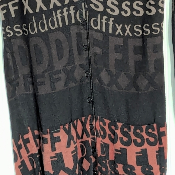 Vex Collection Women's (Small) Extra-Long V-neck Button-Down Cardigan/Sweater - Picture 2 of 11